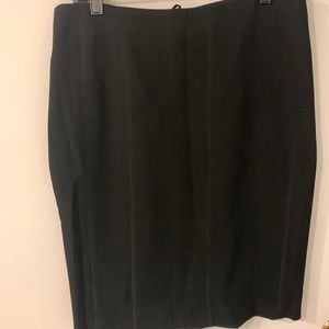 Beautiful Akris black skirt